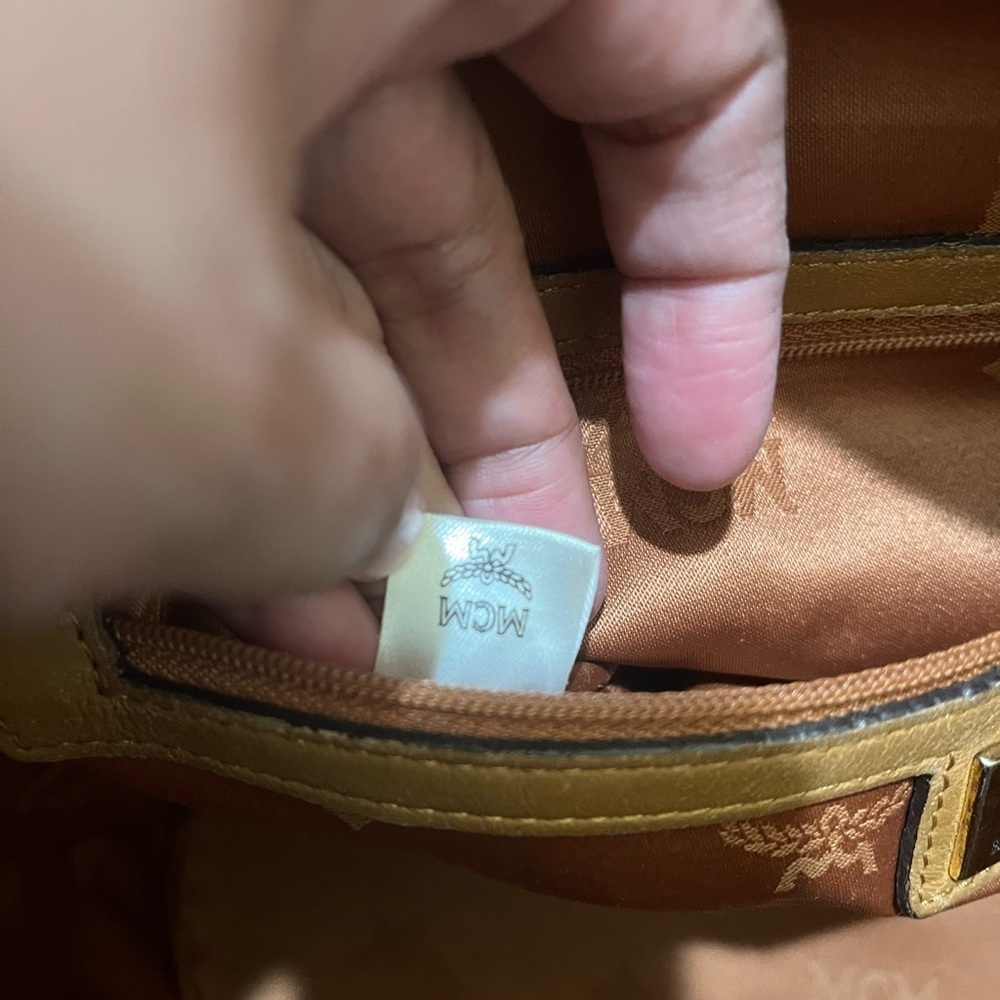 MCM COGNAC VISETOS 2 WAY BAG - Picture 14 of 16